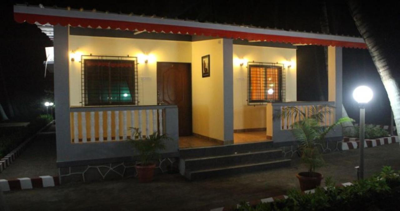 Madhuvan Farm Cottage Alibag Luaran gambar