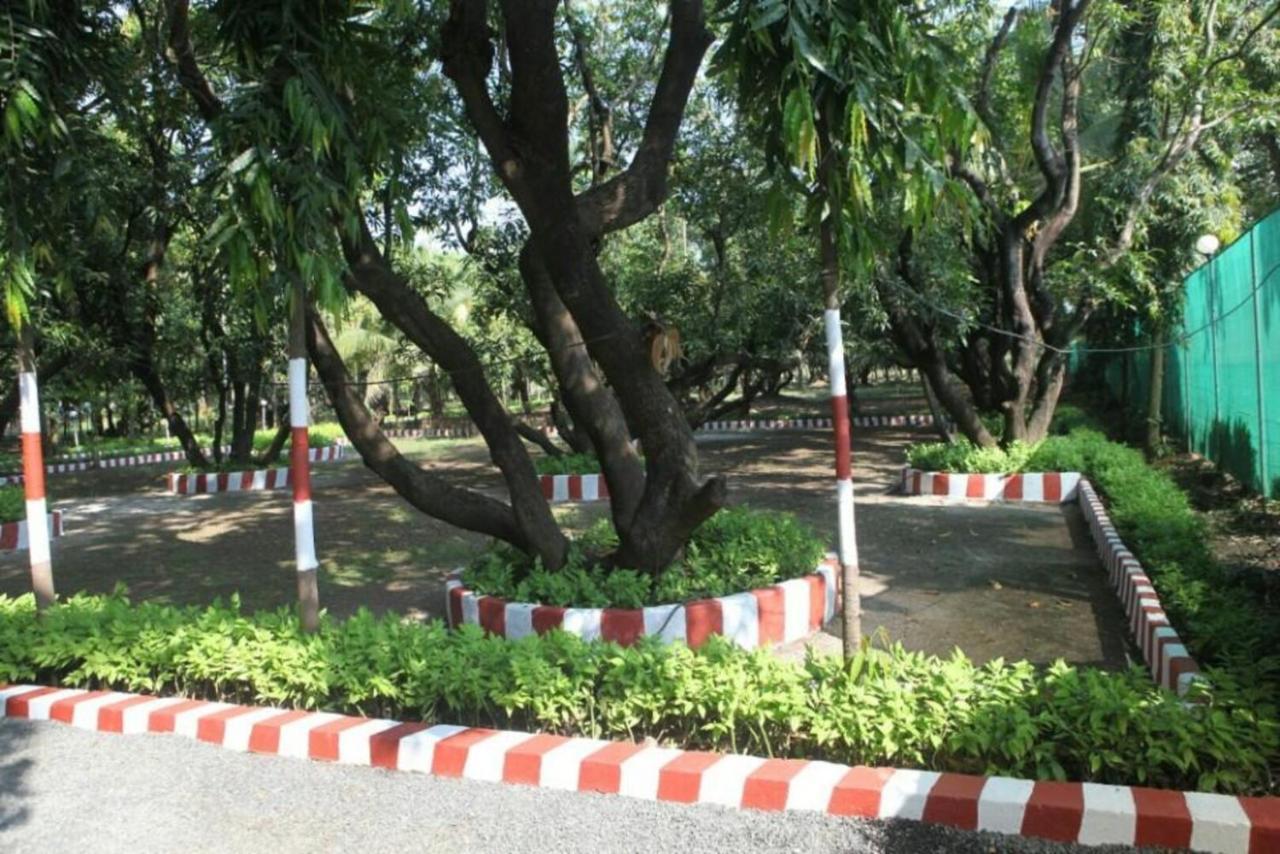 Madhuvan Farm Cottage Alibag Luaran gambar